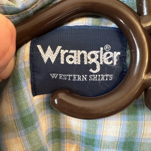 Wrangler Green Casual Button Down Shirt with Western Style - Picture 2 of 4